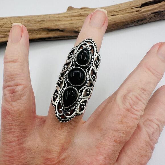 Black Onyx Sterling Silver Plated Ring Size 7 - Picture 3 of 5